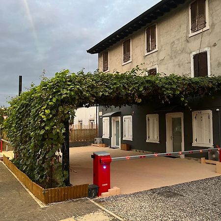La Pergola Suites Dossobuono Exteriér fotografie